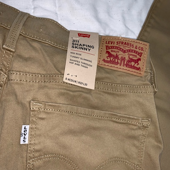 NWT Men’s Levi Shaping Skinny Jeans - Picture 6 of 6